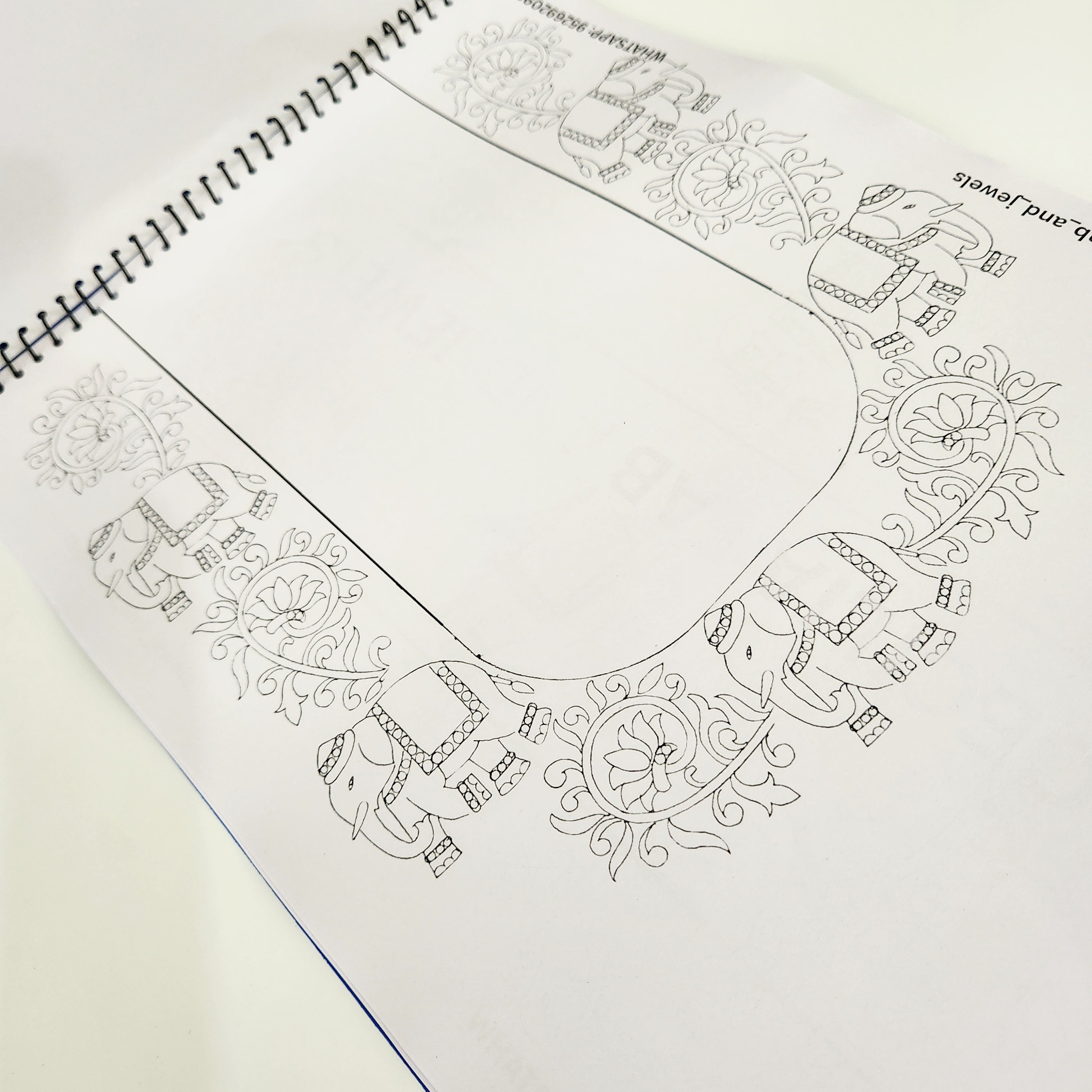 Tanjore Elegance: Blouse Design Book (Design Book No:2)